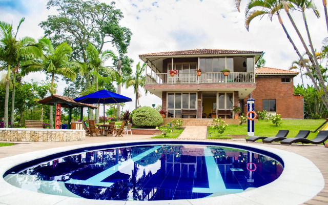 Finca Hotel Valparaiso