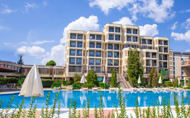 Hotel Amfibia Beach