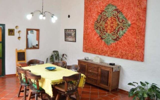 Mansion La Toscana