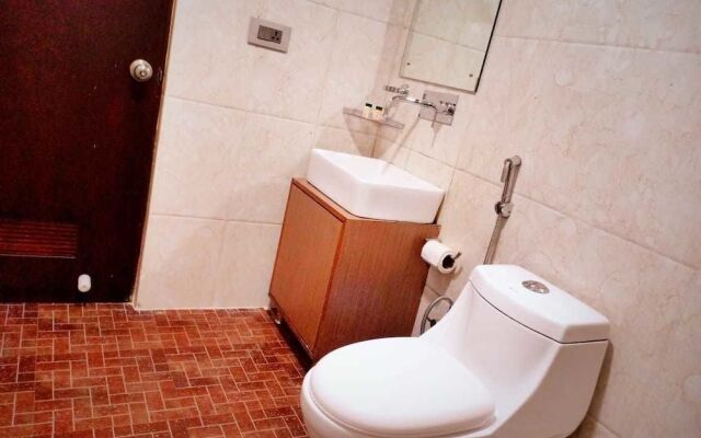OYO 10179 Hotel Yavachi