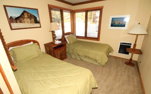 Mountainback #37, Den - 2 Br Condo