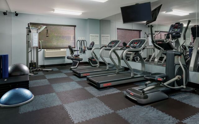 Holiday Inn Charlotte University Executive Park by IHG