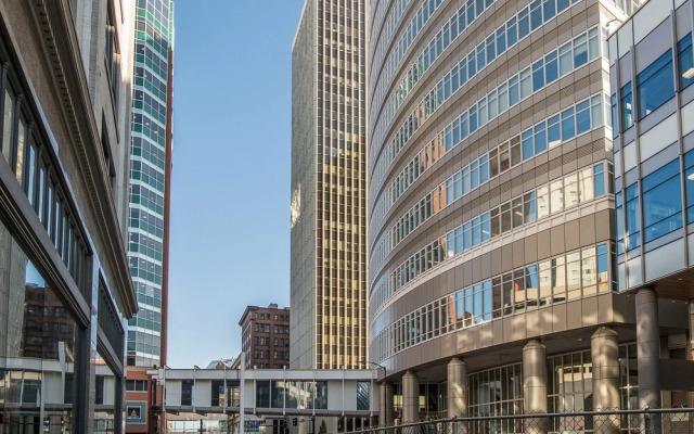 FRONTDESK R&T Lofts Downtown Des Moines