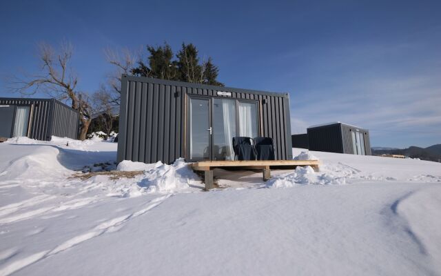 Ursa Mica Glamping Resort