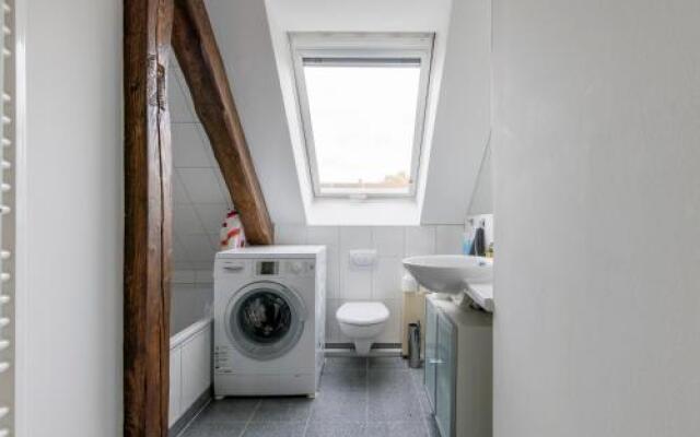 6448 Private Room 1 Person