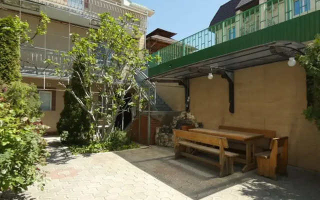 Eva Guest House