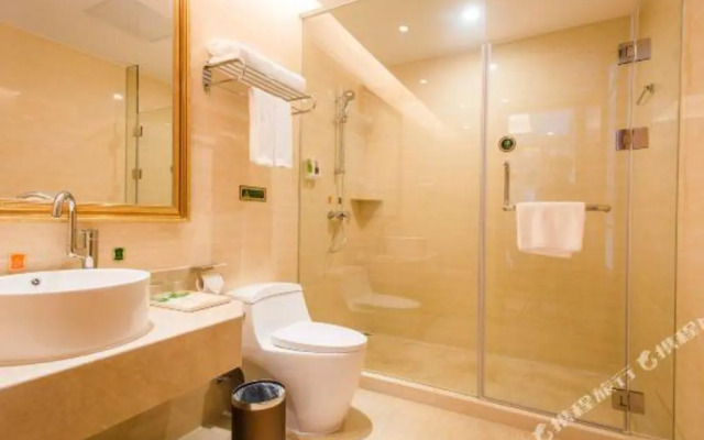 Vienna Hotel (Shanghai Gucun Park)