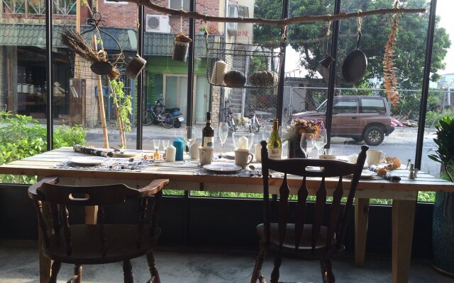 The Riverside Hotel Hengchun