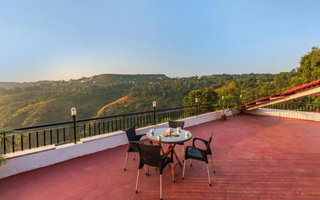 SaffronStays Verandah by the Valley