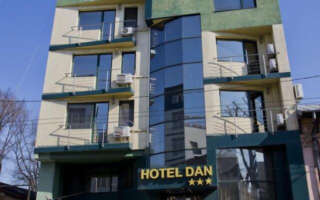 Hotel Dan