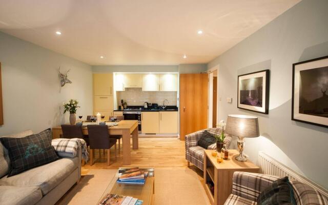 Glenwood Apartment