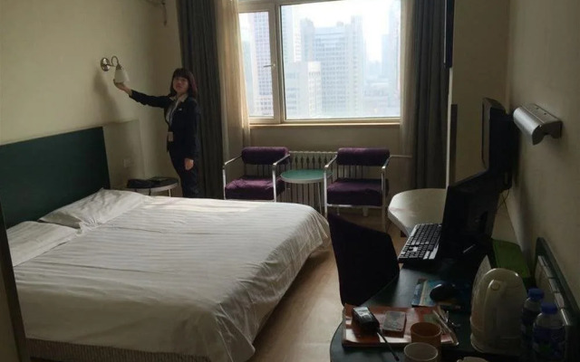 Home Inn Shijiazhuang Xinbai Square