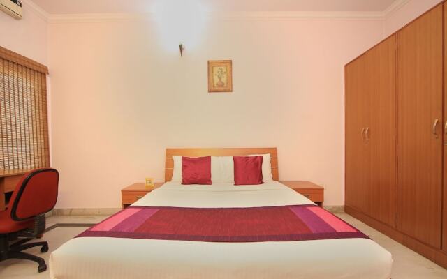 OYO 10022 Hotel Oak Castle