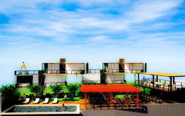 Cabane Container Hotel - Adults Only