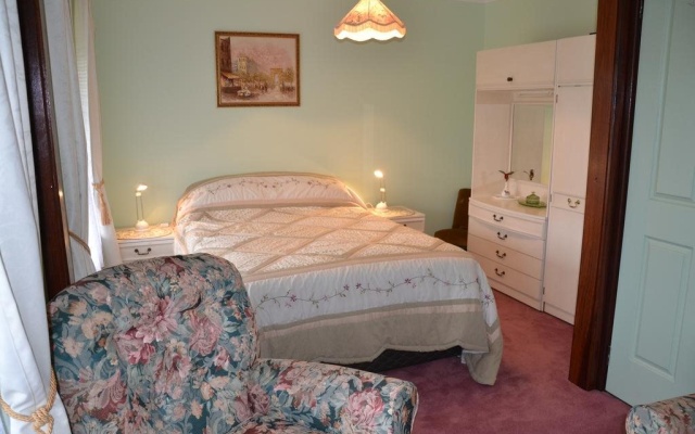 Busselton Marina Bed and Breakfast – Guest Rooms – Geographe