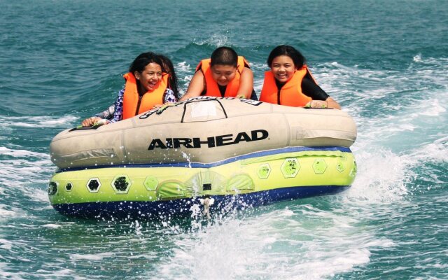 Ngwe Saung Yacht Club & Resort