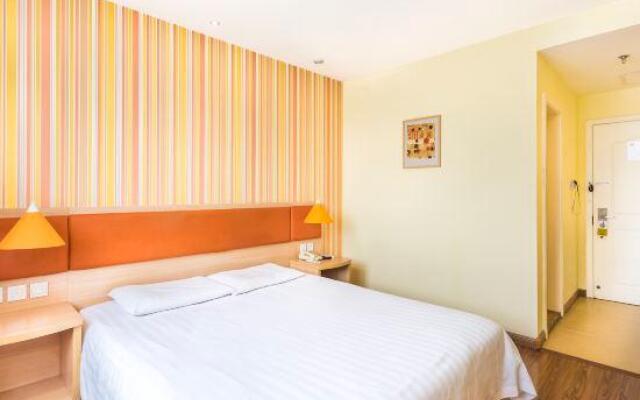 Home Inn (Baoding South 2nd Ring GWM Headquarter)