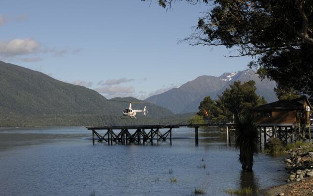 Distinction Te Anau Hotel And Villas