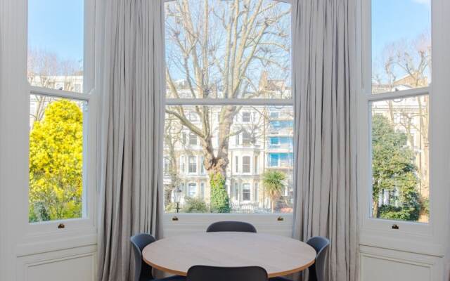 Modern & Spacious 1 Bedroom Apartment in London