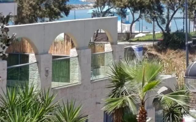Rotem Suite in MARINA ASHKLON