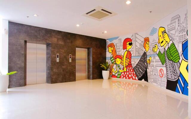 FOX Lite Metro Indah Bandung