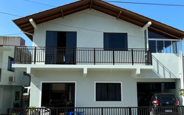 Casa no centro de Garopaba