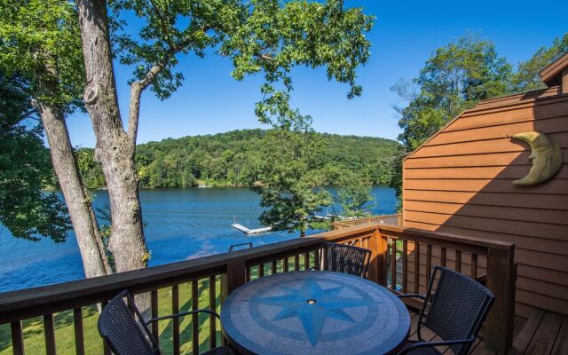 Hook, Wine & Sinker 2 Bedroom Townhome