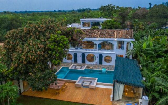 One city one home · jiulu hotel