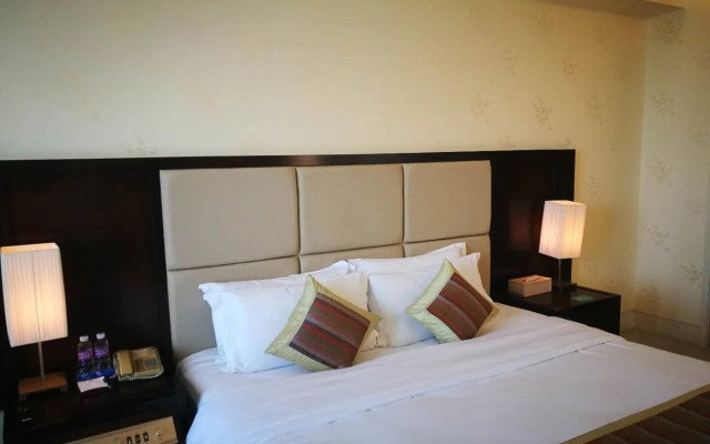 Zhuhai Jinwan Golf Hotel (Jinwan Huafa Shangdu Branch)