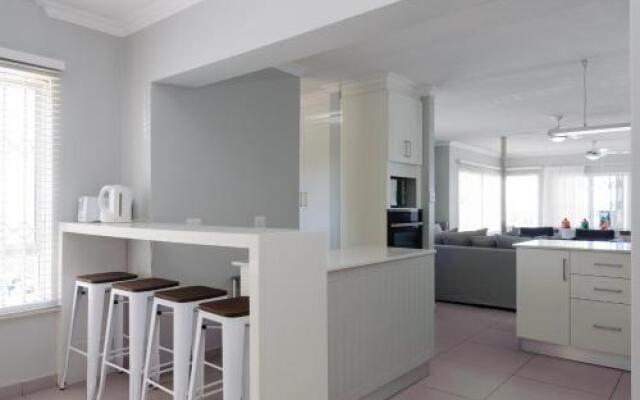 Vallen Lodge 2 - FAMILY ONLY