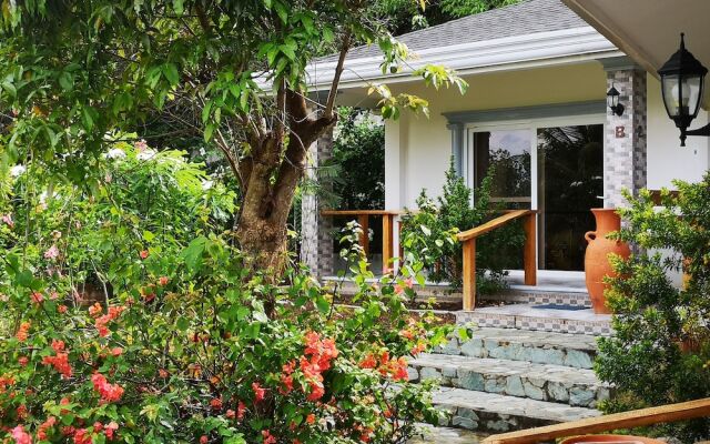 Garden Bungalows Resort