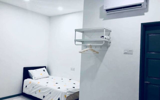 Klang Room by Yolodge