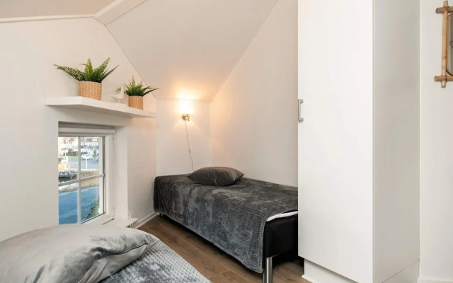 6 Person Holiday Home in Bogense