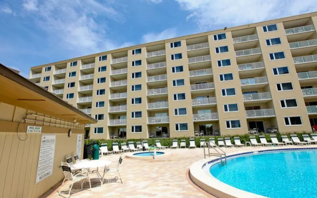 Islander Condo Rentals by Holiday Isles