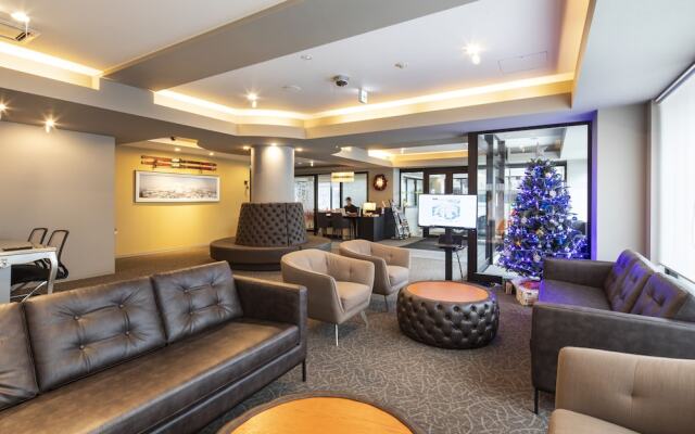 M Hotel