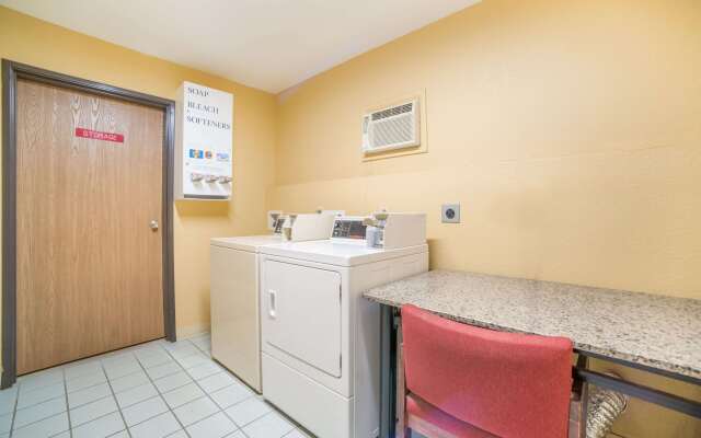 Quality Inn O'Fallon IL - St. Louis