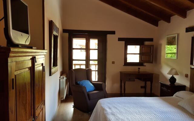 Alojamientos Rurales Valle de Bueida