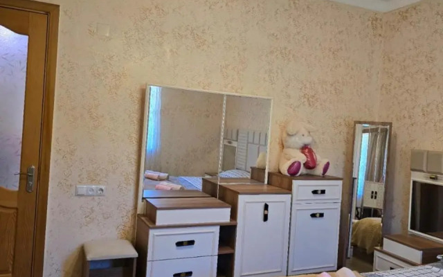 Chakvi house