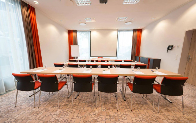 Holiday Inn Berlin - City East Side by IHG