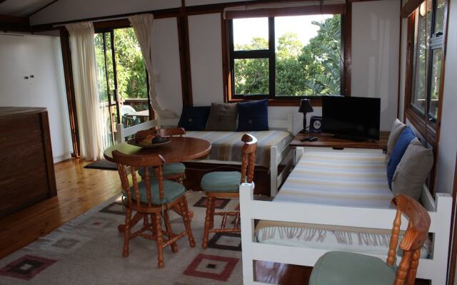 Treehouse Cottage