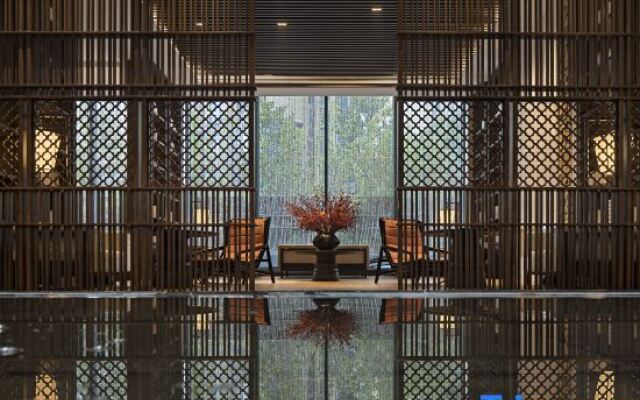 Yiman Hotel