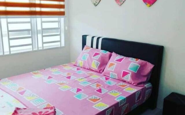 Nur Zahra Sungkai Homestay