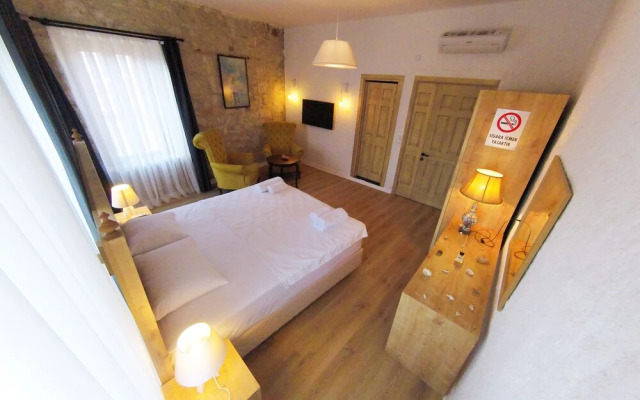 1881 Hali̇l Efendi̇ Otel