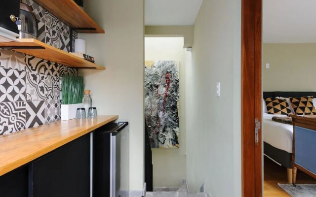 Upscale 4BR House in Condesa