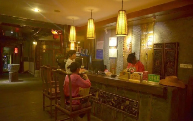 Lijiang Sifang Inn