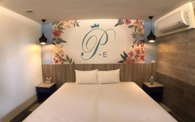 Princess & Elephant Hotel