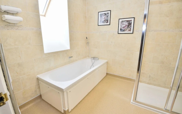 The Coach and Horses