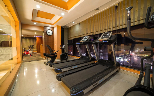 Hotel JSR Continental