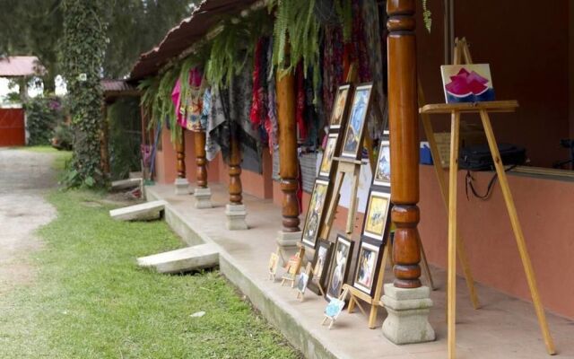 San Ricardo Farm and Lodge