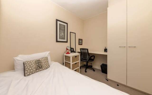 Delightful 2 Bedroom Townhouse in Woodstock